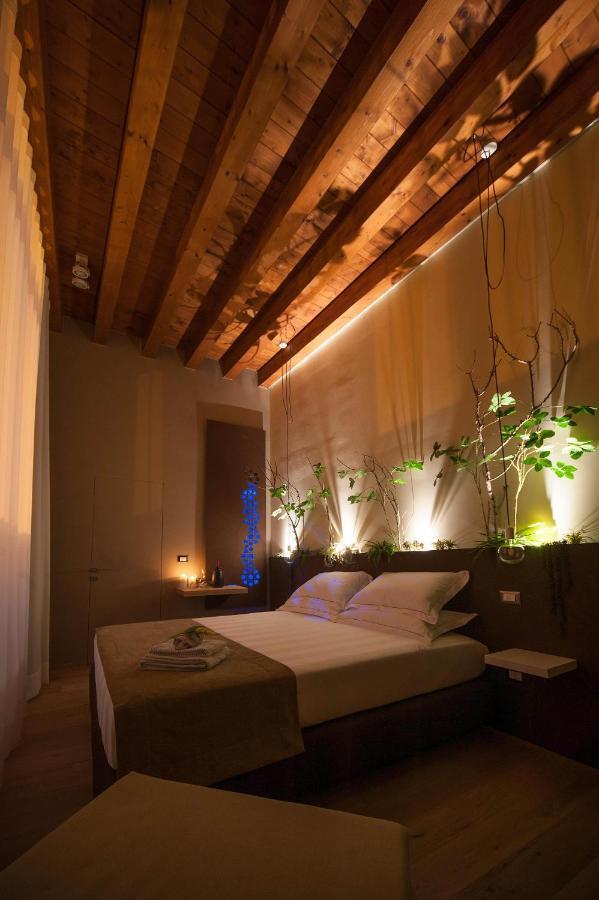 Antica Dimora Luxury Rooms Barletta Eksteriør billede